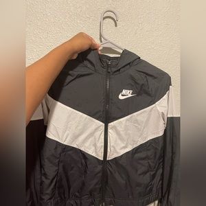 Nike Windbreaker , Size Small